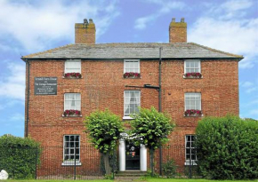  Ternhill Farm House - 5 Star Guest Accommodation with optional award winning breakfast  Маркет Дрэйтон